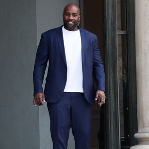 Conçu avec ses partenaires Olivia et Philippe Véran, l'établissement haut de gamme propose 17 chambres et suites uniques.

Teddy Riner - Réception de l'équipe du Paris Saint-Germain à l'occasion de leur titre de vainqueur de la Ligue des Champions 2024-2025 au palais de l'Elysée à Paris, le 1er juin 2025. 

© Christophe Clovis / Bestimage