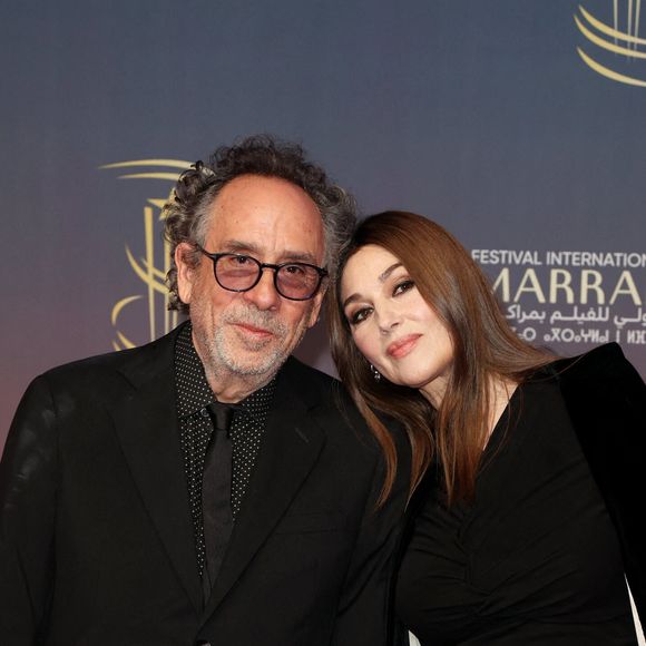 La rupture de Monica Bellucci et Tim Burton a fait grand bruit il y a quelques jours. Personne ne se doutait que ce couple inattendu et glamour mette fin à sa relation. 

Tim Burton et Monica Bellucci au photocall de la cérémonie d'ouverture et à la projection du film "L'Ordre" lors du 21ème Festival international du film de Marrakech à Marrakech, Maroc. © Dominique Jacovides/Bestimage