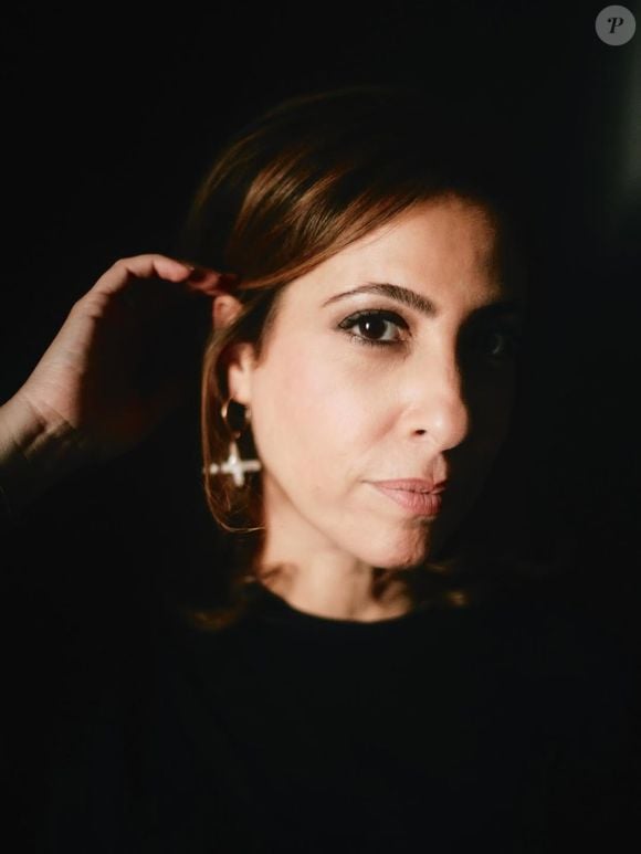 Elle montre des instants marquants de sa carrière professionnelle. 
Instagram @leasalameoff mercredi 31 décembre 2025
