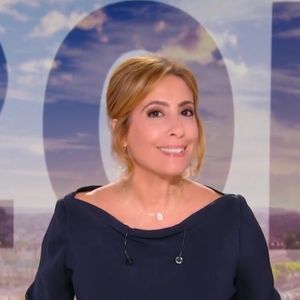 Léa Salamé à la présentation du JT de 20 heures de France 2 le 1er septembre 2025.