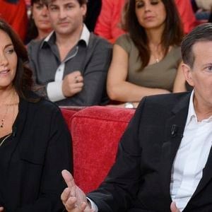 Écoute-t-elle pour autant l’avis du père de ses deux filles, Elisa et Toscane, respectivement âgées de 27 et 22 ans ?

Cristiana Reali et Francis Huster - Enregistrement de l' émission "Vivement Dimanche" à Paris le 24 septembre 2014. L'émission sera diffusée le 28 Septembre. © COADIC GUIREC / BESTIMAGE