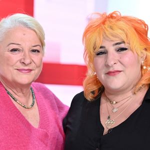Exclusif - Josiane Balasko et sa fille Marilou Berry - Enregistrement de l'émission "Vivement Dimanche", présentée par M.Drucker et diffusée le 12 décembre sur France 2. Le 19 novembre 2021
© Guillaume Gaffiot / Bestimage
