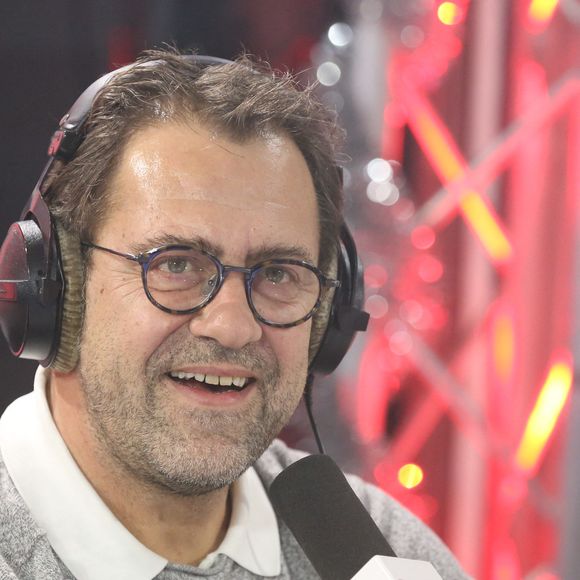 Michel Sarran au 'Moscato Show', talk-show sportif sur la radio RMC, interviewé par Vincent Moscato, Maryse Ewanje-Epee, Pierre Dorian, Adrien Aigoin et Denis Charvet à Paris, France, le 15 décembre 2016. Photo by Jerome