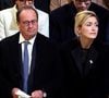 Julie Gayet et François hollande, c'est une histoire d'amour qui dure. 

Michel Barnier, sa femme Isabelle Altmayer, Nicolas Sarkozy, sa femme Carla Bruni, François Hollande et sa femme Julie Gayet, Anne Hidalgo - Cérémonie de réouverture de la cathédrale Notre-Dame de Paris
© Dominique Jacovides / Bestimage