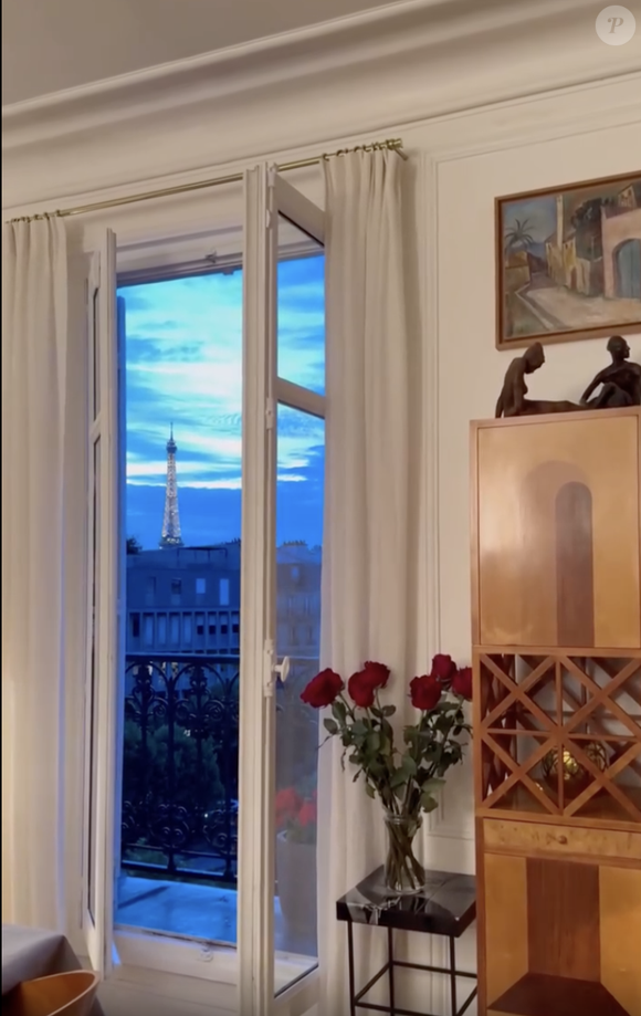 Retrouvailles entre les membres de "William à midi" chez William Leymergie et Sophie Davant à Paris.