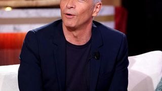 "Quand elle me dit un truc, j'écoute" : Samuel Etienne recadré par sa femme Helen à la maison, il assume et s'explique