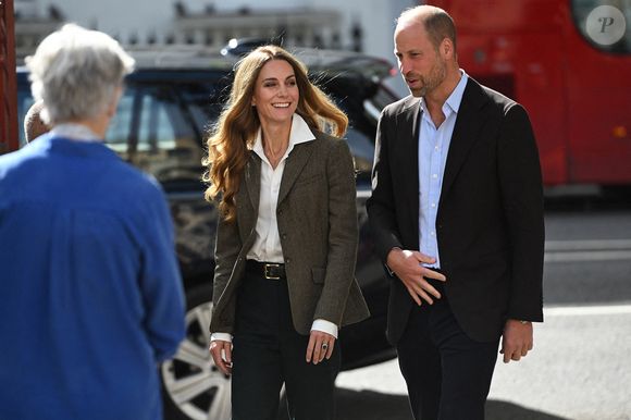 Le Prince et la Princesse de Galles lors de leur visite des jardins nouvellement transformés du Natural History Museum à Londres, et rencontrent des enfants et des jeunes qui participent à des programmes d'apprentissage qui les mettent en contact avec la nature et stimulent la biodiversité dans les zones urbaines le jeudi 4 septembre 2025. Photo par Eddie Mulholland/Daily Telegraph/PA Wire/ABACAPRESS.COM