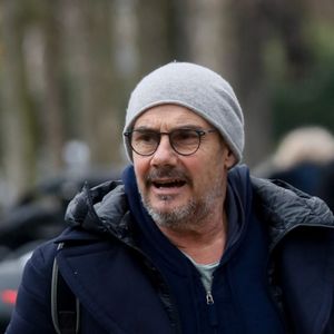 Bernard Campan - Arrivées à l'enregistrement de l'émission "Vivement Dimanche" présentée par M. Drucker qui sera diffusée le 24 mars 2024 sur France 3, au Studio Gabriel à Paris, France, le 13 mars 2024. © Christophe Clovis / Bestimage