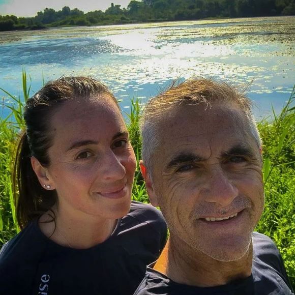 Laurent Jalabert et Marion ont un berger australien, Téha, qui a eu une portée

Laurent Jalabert et Marion sur Instagram
