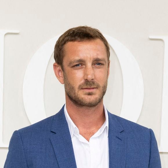 Victoire pour Pierre Casiraghi !

Pierre Casiraghi - Photocall du défilé DIOR "Collection Homme Prêt-à-Porter Printemps/Eté lors de la Fashion Week de Paris.
© Borde/Rindoff/Bestimage