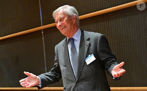 Vincent Bolloré auditionné par la Commission d'enquête sur la neutralité, le fonctionnement et le financement de l'audiovisuel public à l'Assemblée nationale à Paris, le 24 mars 2026.
© Christian Liewig / Bestimage
