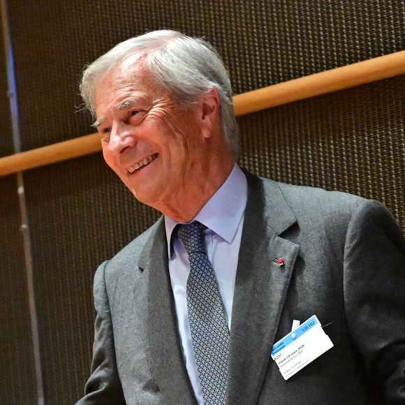 Vincent Bolloré auditionné par la Commission d'enquête sur la neutralité, le fonctionnement et le financement de l'audiovisuel public à l'Assemblée nationale à Paris, le 24 mars 2026.
© Christian Liewig / Bestimage