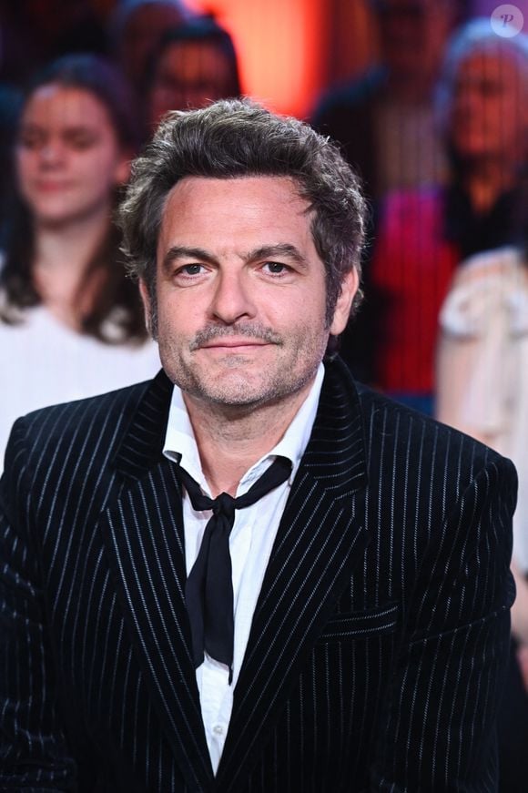 Exclusif - Matthieu Chedid à l'enregistrement de l'émission "Le Grand Echiquier : Spéciale Charles Aznavour" à l'Opéra royal de Versailles, le 29 mai 2025. 

Photo : Guillaume Gaffiot / Bestimage