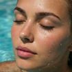 Peau déshydratée ou peau sèche : comment faire la différence en été ?