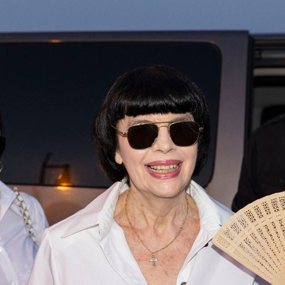 Exclusif - Mireille Mathieu et sa soeur Monique - Christophe Maé, à l'occasion de sa tournée "Carnet de voyage", en concert au Théâtre de verdure lors du 40ème Festival de Ramatuelle. Le 1er août 2024
© Cyril Bruneau / Festival de Ramatuelle / Bestimage