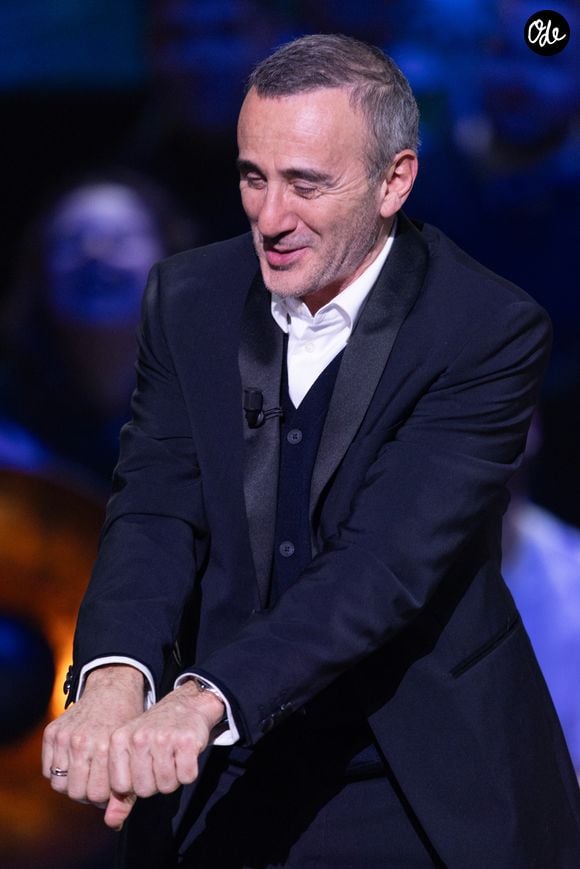 Elie Semoun lors de l'enregistrement de l'émission "La Boîte à secrets", présentée par F.Bollaert et diffusée le 23 janvier sur France 3, dans les studios du Lendit à Saint-Denis, France, le 16 décembre 2025. © Cyril Moreau/Bestimage