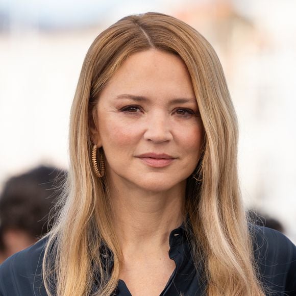 Virginie Efira au photocall du film "Soudain" lors du 79ème Festival International du Film de Cannes, le 16 mai 2026. 

© Jacovides-Moreau/Bestimage