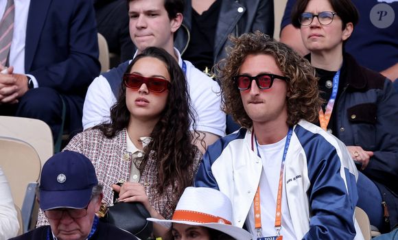 Joalukas Noah et sa sœur Jenaye Noah dans les tribunes lors des Internationaux de France de Tennis de Roland Garros 2025. Paris, le 26 mai 2025. © Jacovides-Moreau/Bestimage