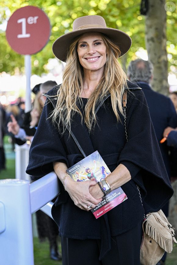 Sophie Thalmann épouse de Christophe Soumillon lors du Qatar Prix de l'Arc de Triomphe à l'Hippodrome Longchamp le 5 octobre 2025 à Paris France. Photo Victor Joly/Abaca