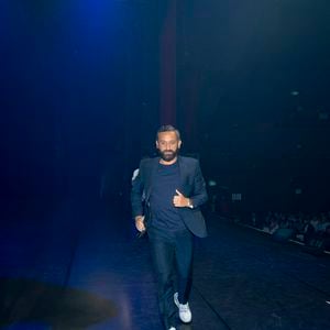 Cyril Hanouna - Cérémonie de remise des prix de la Fondation Maud Fontenoy à l'Olympia à Paris le 27 mai 2025. © Pierre Perusseau/Bestimage