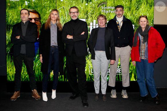 Laurent Poitrenaux, Marina Hands, Lambert Wilson, Emilie Deleuze (réalisatrice), Lionel Dray, Marie Desplechin - Avant-première du film "5 hectares" à l'UGC Ciné Cité le Halles à Paris, France, le 28 novembre 2023. Photo par Christophe Clovis / Bestimage