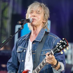 Concert de Jean-Louis Aubert pour l'inauguration de la Maison de la Radio et de la Musique en extérieur à Paris le 16 juin 2021. Crédit Christophe Clovis / Bestimage
