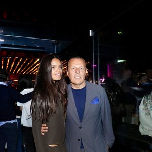 J.Roch a reçu ses amis pour fêter la fermeture de son célèbre club privé, "VIP Room" à Saint-Tropez, après 29 ans d'existence, le 5 avril 2026. Après un dernier week-end de fête, du 3 au 5 avril 2026, le célèbre établissement sera remplacé par le "Lilly's Club".
© Luc Boutria / Nice Matin / Bestimage