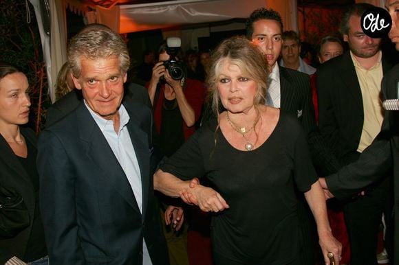 Archives -Brigitte Bardot et Bernard d'Ormale le 18 septembre 2004. © Frédéric Piau/Bestimage