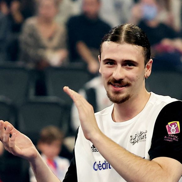 Pierre Garnier - Match de futsal lors de la nouvelle édition du Foot-Concert organisé par le Réseau A.Ma.N.D./Huntington Avenir à la LDLC Arena à Lyon le 11 Novembre 2024. © Dominique Jacovides/Bestimage