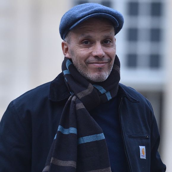 Sami Bouajila arrive à la 2ème cérémonie de remise du Prix national Ilan HALIMI par le Premier ministre français qui récompense un travail collectif mobilisant les jeunes de moins de 25 ans, à réduire les préjugés racistes et antisémites, à l'Hôtel de Matignon, à Paris, France, le 12 février, 2020. © Giancarlo Gorassini/Bestimage