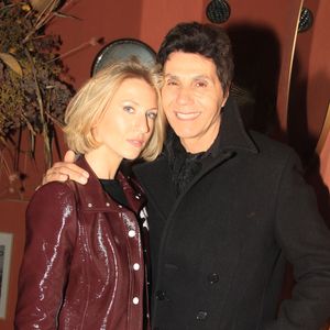 Exclusif - Jean-Luc Lahaye et sa compagne Paola - Soirée "Only on live on" au restaurant Mamamia à Paris le 17 avril 2024. © Philippe Baldini/Bestimage