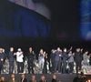 De nombreuses stars seront présentes, dont Florent Pagny, Francis Cabrel, Soprano, Jenifer, Nolwenn Leroy et Vianney.

Ici, le final avec tous les artistes de la soirée durant Corsu Mezu Mezu, le concert emmené par Patrick Fiori qui a eu lieu au stade Orange Vélodrome à Marseille, le 22 mai 2026, diffusé le 28 août sur France 3. © Bruno Bebert/Bestimage