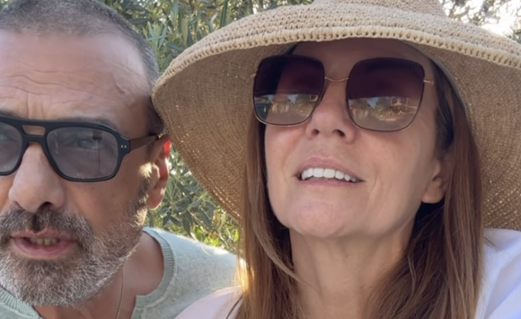 Dans sa publication, elle a écrit : "Tu resteras à jamais le seul et l’unique Valentin de ma vie…".

Véronika Loubry et son mari Gérard Kadoche.