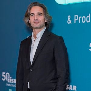 Dimitri Rassam - Photocall du "Dîner César & Production 2025" à l’InterContinental Paris-Le Grand à Paris, le 17 février 2025.
En cette occasion, le Prix Daniel-Toscan-du-Plantier a été décerné à Muriel Meynard.
Cette distinction, soutenue par BNP Paribas, récompense chaque année la productrice ou le producteur, qui par son travail et sa détermination, a le plus marqué l'année cinématographique écoulée.
Le collège électoral est composé des 176 membres de l’Assemblée Générale de l’Association pour la Promotion du Cinéma, ainsi que de tous les artistes et techniciens ayant fait l’objet d’une nomination pour les César depuis 2008 (année de création du prix), soit un collège total de 1 802 votants.
© Olivier Borde/Bestimage