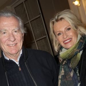 Exclusif -  William Leymergie et sa compagne Sophie Davant - 50ème de la pièce "Lyly" avec M. Bernier et F. Perrin au théâtre de Paris le 27 mars 2025. © Coadic Guirec/Bestimage
