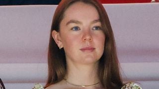 Rassurée par l'état de son père, la fille de Caroline de Monaco, Alexandra de Hanovre peut souffler auprès de son fiancé et tout son clan