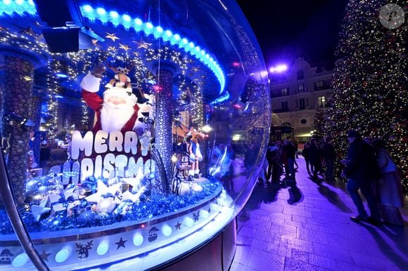 Illustration des illuminations de Noël en Principauté, sur la Place du Casino à Monaco, le 29 novembre 2025, lancés par la famille princière de Monaco. © Bruno Bebert/Bestimage