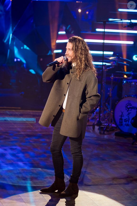 Exclusif - Julien Doré - Grande soirée solidaire et festive "Secours Pop La Grande Soirée" au Cirque d'Hiver à Paris, diffusée en direct le 6 février sur France 2, pour lancer la campagne annuelle de dons, le Don'actions, du Secours Populaire.
© Tiziano Da Silva - Cyril Moreau / Bestimage