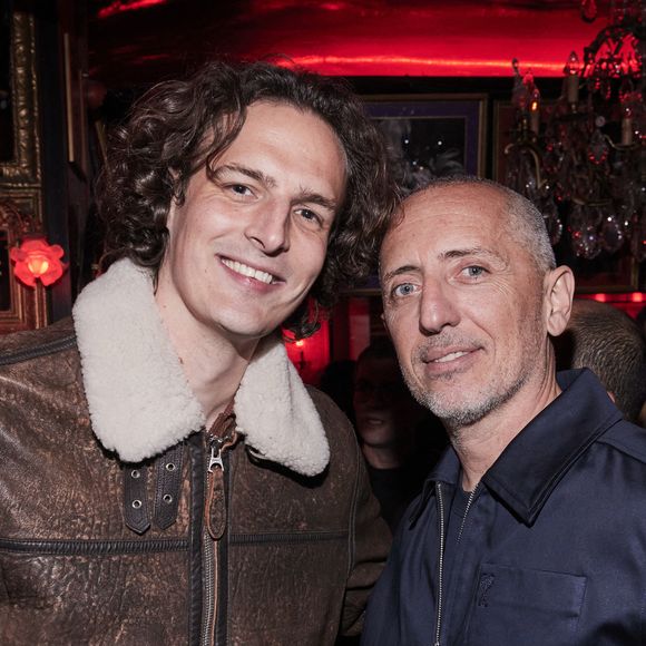 L'humoriste souhaite transmettre et révéler de nouveaux talents.
Exclusif - Paul de Saint Sernin et Gad Elmaleh - Inauguration du Michou Comedy Club avec Gad Elmaleh à Paris le 17 mars 2025. 
 © Cyril Moreau/Bestimage