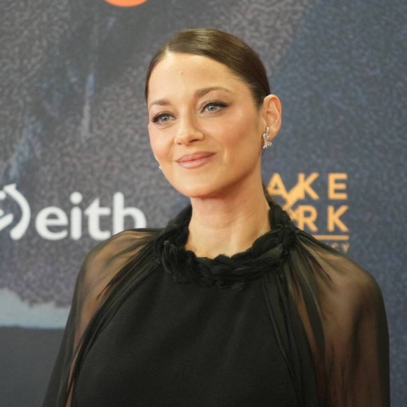 Marion Cotillard - Projection du film "7 h 40 ce matin-là" (compétition officielle) au 74ème Festival du Film de Saint-Sébastien (San Sebastian), le 24 septembre 2026. © Cordon / Bestimage