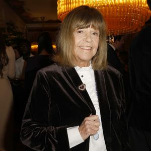 Entre soulagement, émotions et éclats de rire, Chantal Goya termine sa tournée sur une note pleine de tendresse et de magie.

Chantal Goya - M.Gargia (Président fondateur des Prix "The Best") et C.Rizh (Présidente du Rallye des Grâces) ont organisé un dîner et une vente aux enchères caritative pour fêter Noël au restaurant "La Baia" à Paris, le dimanche 23 novembre 2025.
© Christophe Aubert via Bestimage