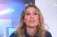 Laury Thilleman dans l'émission "C à vous" sur France 5. © France 5 / C à vous