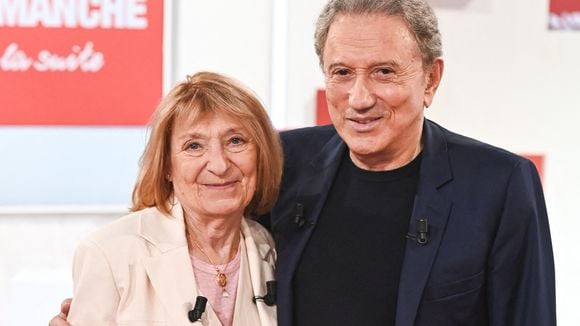 La veuve d'un célèbre chanteur des années 1980, d'abord marié à sa sœur, face à Michel Drucker dans Vivement dimanche