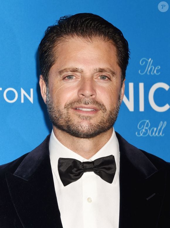 Il a ainsi délaissé les tournées internationales pour se consacrer à une nouvelle carrière dans l'immobilier de luxe à Los Angeles.

David Charvet arrive au 6ème bal biennal de l'UNICEF à l'hôtel Beverly Wilshire Four Seasons à Beverly Hills. Beverly Hills, Californie - mardi 12 janvier 2016. Photographie : © Joe Sutter, /PCN/ABACAPRESS.COM