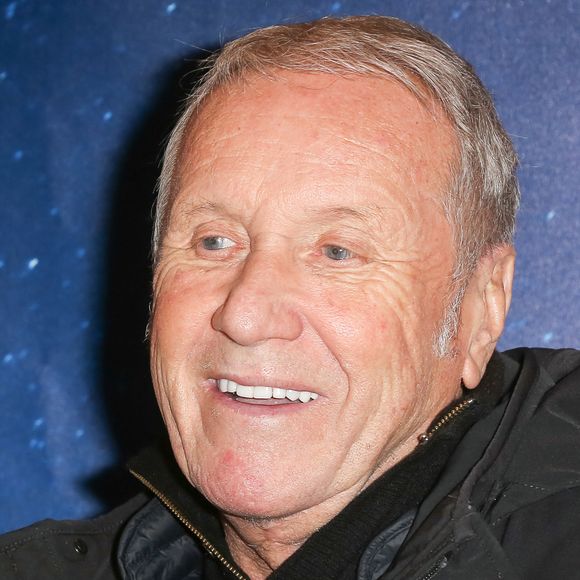 Yves Renier lors du photocall du spectacle 'BO le voyage musical' de Catherine Lara et Giuliano Peparini au 13 Art a Paris, France le 09 Mars, 2018. Photo de Nasser Berzane/ABACAPRESS.COM