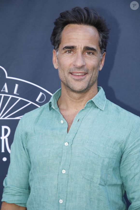 Florent Peyre - Personnalités lors de la 2ème édition du Festival du Cinéma Français et Gastronomie d'Aix-les-Bains. Le 7 juin 2023 © Denis Guignebourg / Bestimage 