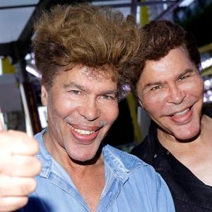 Les frères Igor et Grichka Bogdanoff (Bogdanov) - Ouverture de la 34ème Fête foraine des Tuileries au jardin des Tuileries à Paris, France, le 23 juin 2017. © Cédric Perrin/Bestimage #