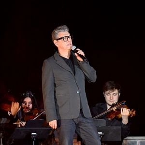 Le morceau figurera sur le prochain album de Marc Lavoine, Chères amies, chers amis, qui réunira seize duos.

Marc Lavoine et Patrick Fiori durant Corsu Mezu Mezu, le concert emmené par Patrick Fiori qui a eu lieu au stade Orange Vélodrome à Marseille, le 22 mai 2026, diffusé le 28 août sur France 3. © Bruno Bebert/Bestimage