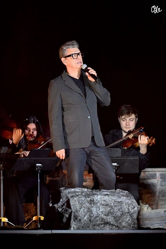 Le morceau figurera sur le prochain album de Marc Lavoine, Chères amies, chers amis, qui réunira seize duos.

Marc Lavoine et Patrick Fiori durant Corsu Mezu Mezu, le concert emmené par Patrick Fiori qui a eu lieu au stade Orange Vélodrome à Marseille, le 22 mai 2026, diffusé le 28 août sur France 3. © Bruno Bebert/Bestimage