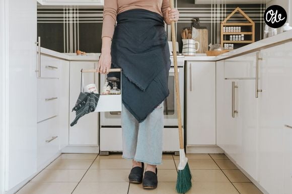 Dans une vidéo publiée sur les réseaux sociaux, elle livre son analyse : "Quand une maison se salit trop rapidement, ce n'est pas parce que vous ne nettoyez pas, c'est à cause du manque d'organisation."

Josue Michel /Unsplash